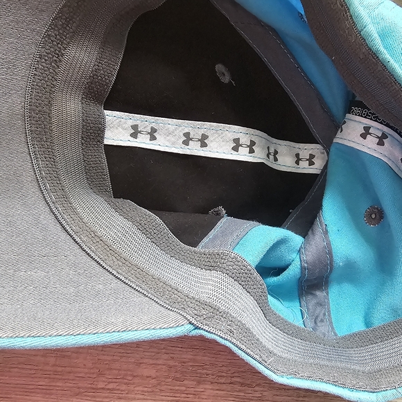 Under Armour Caps Baseball hats - Picture 4 of 4